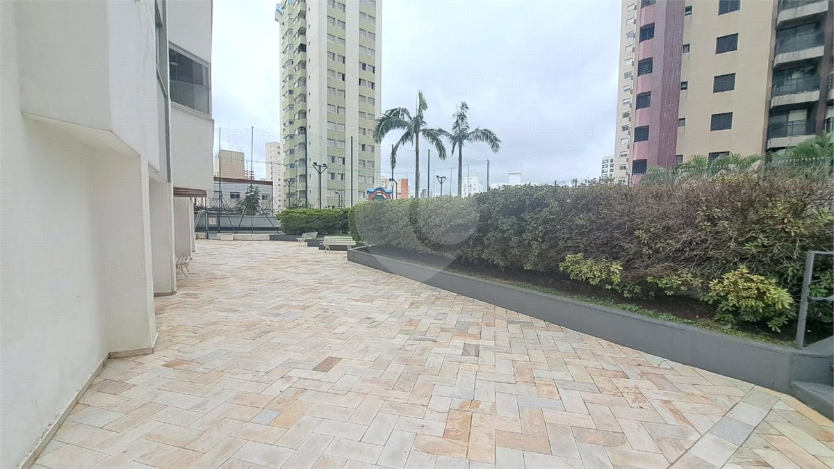 Apartamento à venda com 3 quartos, sendo 1 suíte, em Vila Mariana, São Paulo, SP