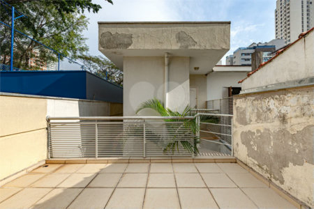 Casa comercial com 172m² , 1 vaga de garagem , à venda no bairro das Perdizes.