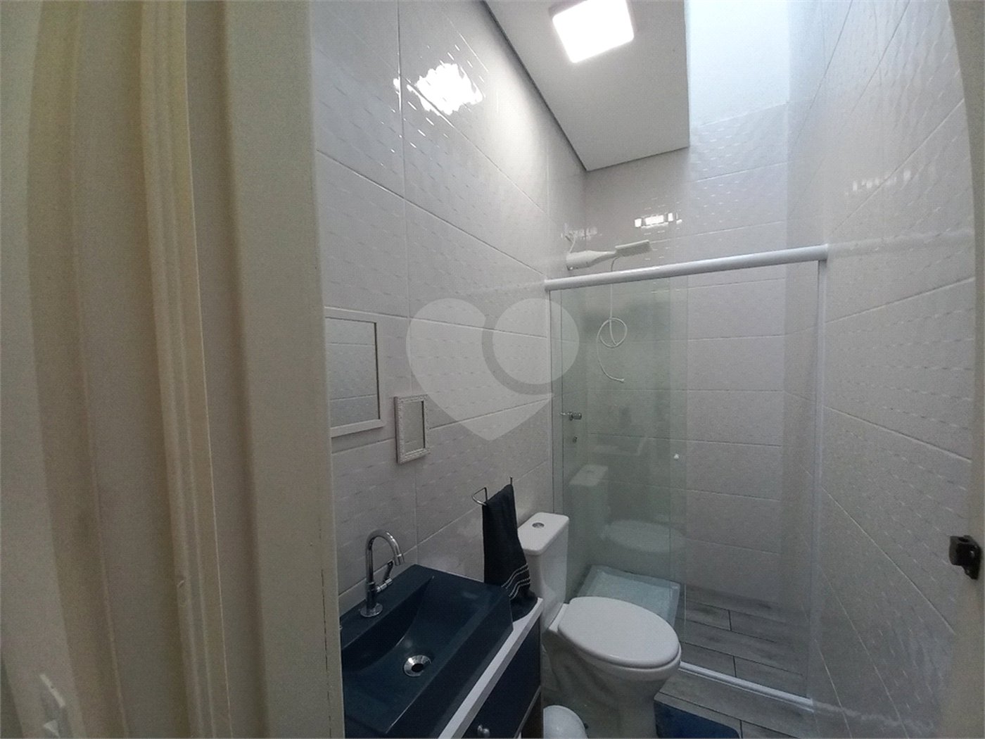 Casa à venda com 2 quartos, sendo 1 suíte, no condomínio Horto Florestal Villagio, Sorocaba - SP