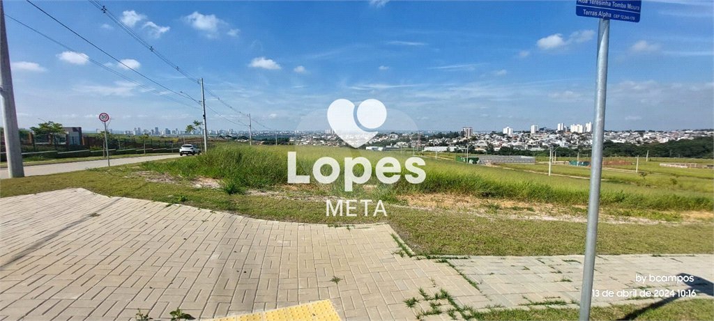 Terreno à venda no condomínio Terras Alpha Urbanova, São José dos Campos - SP