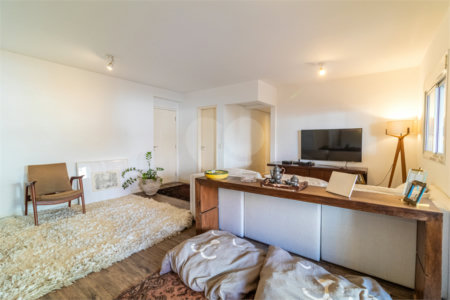 Apartamento à venda com 3 suítes em Vila Mascote, São Paulo, SP