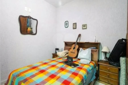 Casa Térrea à venda com 3 quartos, sendo 1 suíte, em Santana, São Paulo, SP