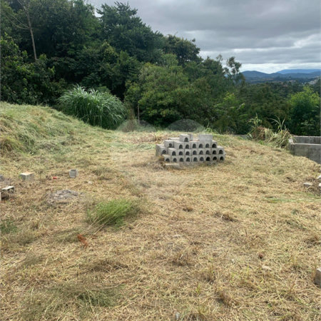 Terreno à venda em Cachoeirinha, Bom Jesus dos Perdões, SP