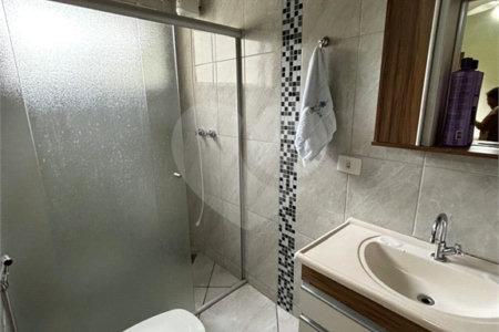 Casa à venda com 4 quartos, sendo 2 suítes, no condomínio Zuleika Jabour, Salto - SP