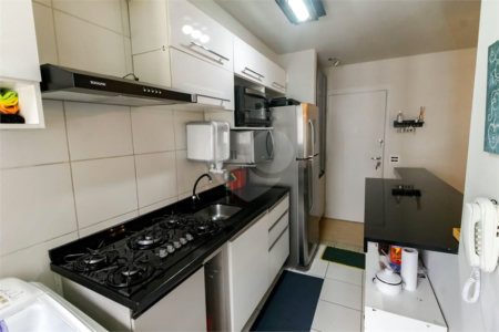 Apartamento à venda com 2 quartos, sendo 1 suíte, em Parque Reboucas, São Paulo, SP