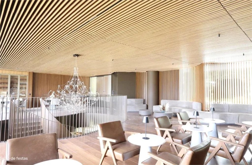 Apartamento à venda com 4 suítes em Vila Cordeiro, São Paulo, SP