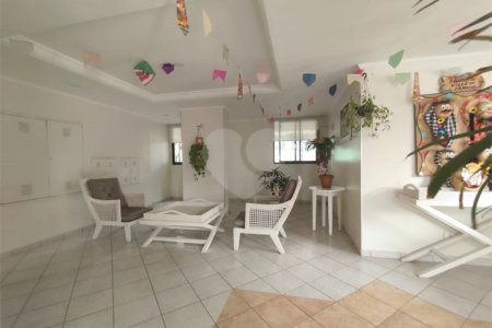 Apartamento à venda com 3 quartos, sendo 1 suíte,  em Vila Monumento, São Paulo, SP