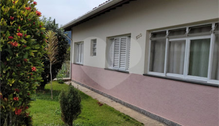 Casa à venda com 5 quartos no Centro, Serra Negra, SP