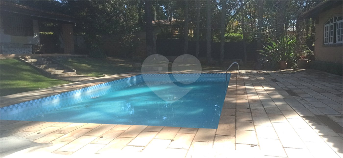 Chácara à venda com 5 quartos, sendo 3 suítes, em Parque Residencial Atibaia, Atibaia, SP
