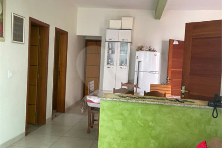 Casa à venda com 6 quartos, sendo 2 suítes, em Novo Eldorado, Contagem, MG