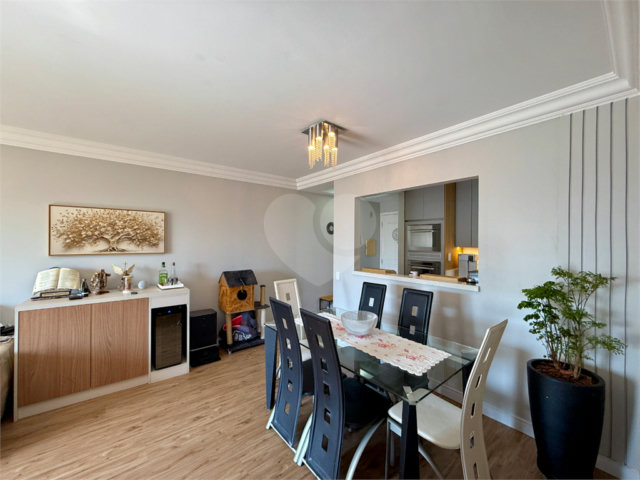 Apartamento à venda com 3 quartos, sendo 1 suíte,  em Jardim Marajoara, São Paulo, SP
