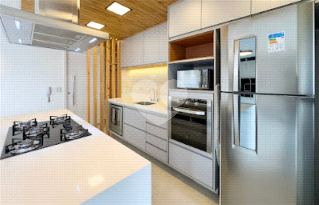 Apartamento à venda com 2 quartos, sendo 1 suíte,  em Vila Olímpia, São Paulo, SP