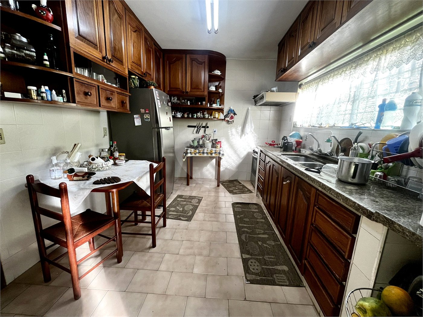 Casa à venda com 5 quartos, sendo 1 suíte,  em Vila Rosa, Itapetininga, SP