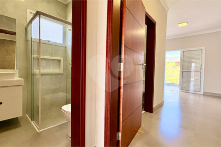 Casa à venda com 4 quartos, sendo 1 suíte,  no condomínio Villagio Milano, Sorocaba - SP