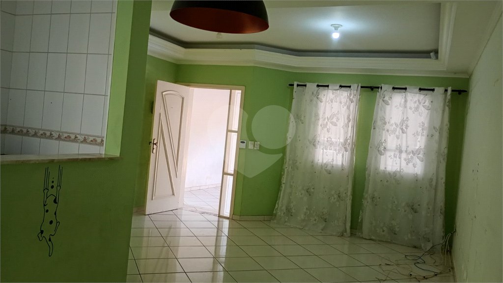 Casa Térrea à venda com 3 quartos, sendo 1 suíte, em Vila Nova, Salto, SP