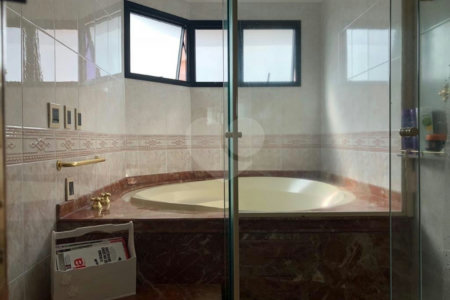 Apartamento à venda com 4 suítes em Água Fria, São Paulo, SP