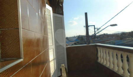 Casa à venda com 4 quartos no condomínio Travessa Catarina Vazem,21, São Paulo - SP