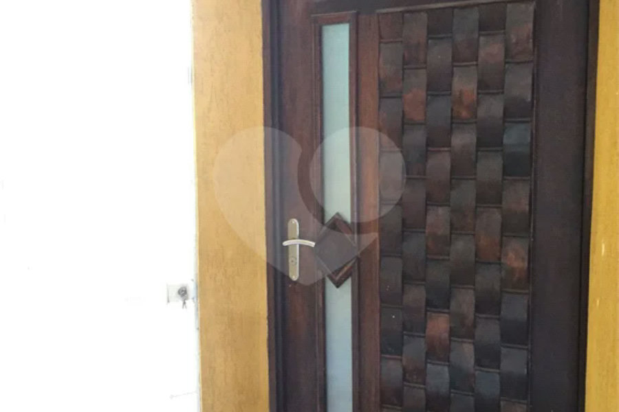 Sobrado à venda com 3 quartos, sendo 2 suítes, em Vila Nova Cachoeirinha, São Paulo, SP