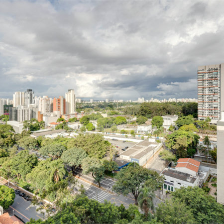 Apartamento à venda com 4 quartos, sendo 1 suíte,  em Chácara Santo Antônio, São Paulo, SP