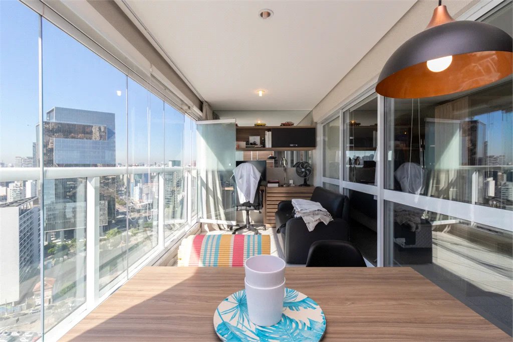 Apartamento à venda com 1 suíte em Pinheiros, São Paulo, SP