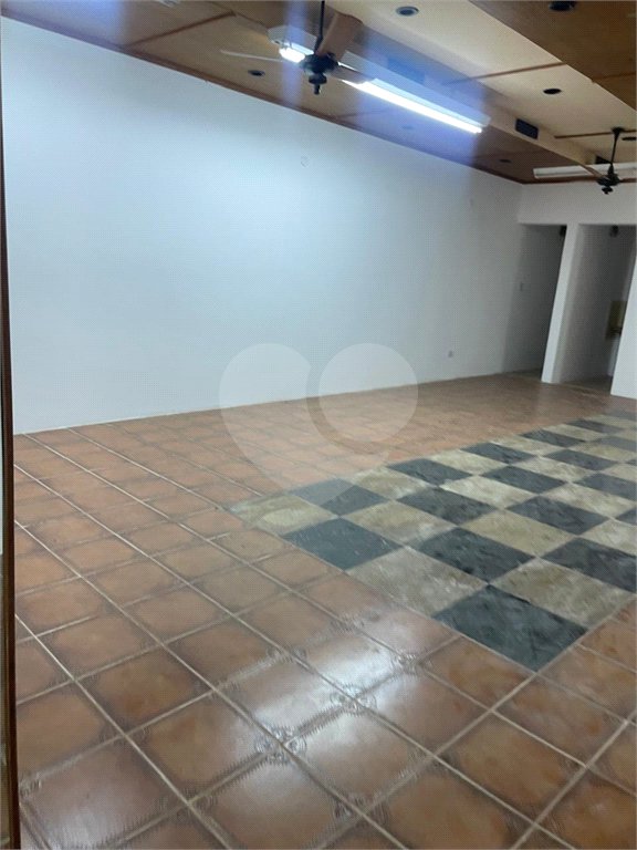 Salão Comercial para alugar no Centro, Atibaia, SP