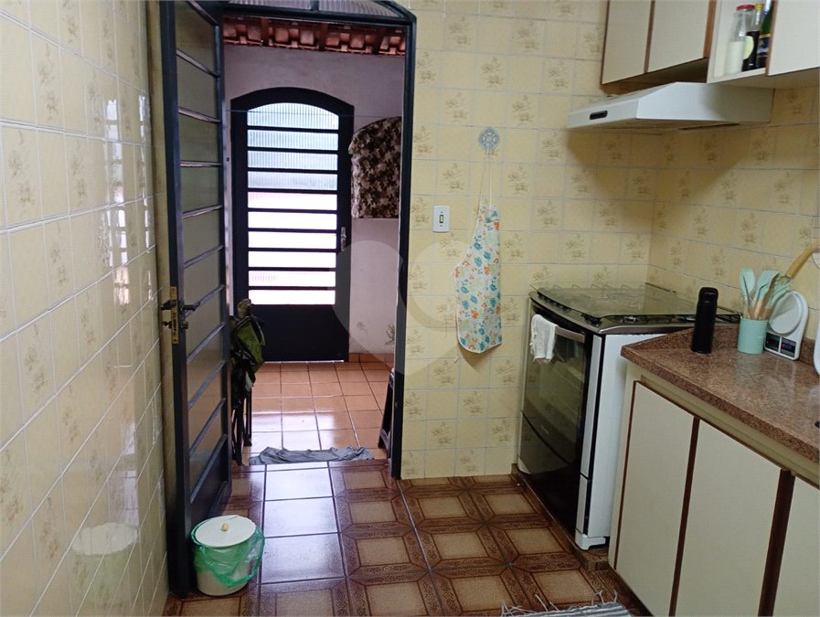 Sobrado à venda ou para alugar com 3 quartos, sendo 1 suíte, em Horto, São Paulo, SP