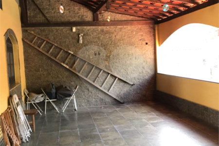 Casa à venda com 3 quartos, sendo 1 suíte,  em Campo Grande, Rio de Janeiro, RJ
