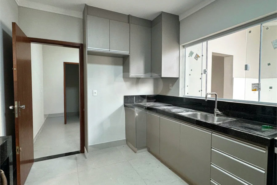 Casa à venda com 4 dormitórios no Bairro Nova Piracicaba