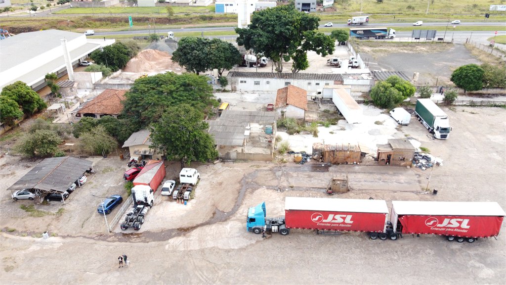 Área de terra a Venda na Margem da Rodovia Washington Luiz KM/230 - São Carlos/SP