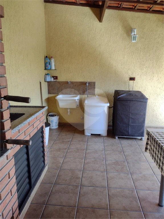 Casa com 180m² , 3 dormitórios , sendo 1 suíte , 2 vagas , à venda em Itaquera