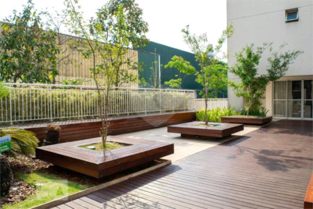 Apartamento à venda com 3 quartos, sendo 1 suíte,  em Vila Anastácio, São Paulo, SP
