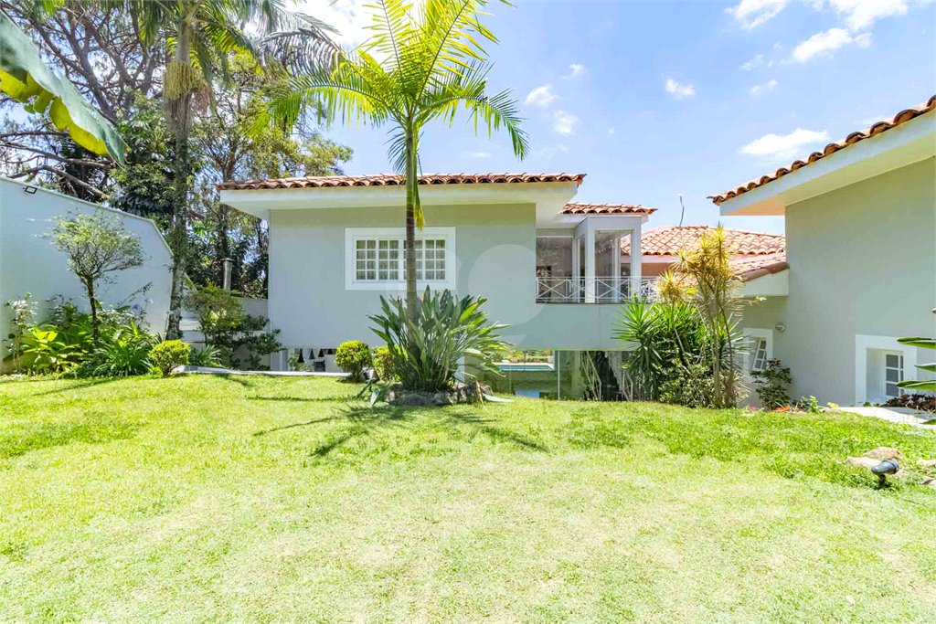 Casa à venda com 7 quartos, sendo 5 suítes,  em Morumbi, São Paulo, SP