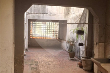 Casa Térrea à venda com 3 quartos em Vila Pompéia, São Paulo, SP