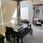 Casa à venda com 3 quartos, sendo 1 suíte,  no condomínio Residencial Jardim das Palmeiras, Vinhedo - SP