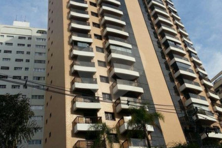 Apartamento à venda com 4 quartos, sendo 2 suítes,  em Santana, São Paulo, SP