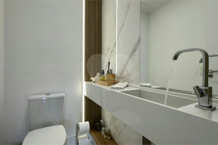 Apartamento à venda com 3 suítes em Jardim Prudência, São Paulo, SP
