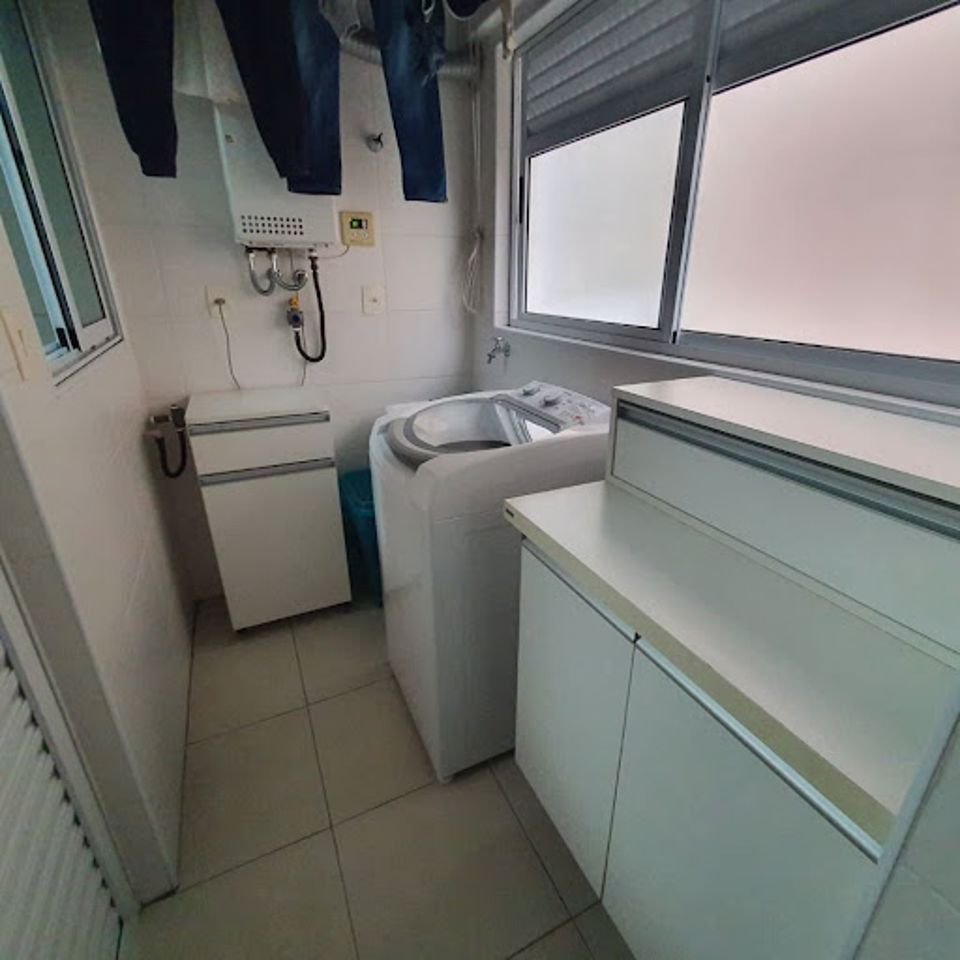 Apartamento com 2 dormitórios à venda, 108 m² por R$ 1.180.000,00 - Gonzaga - Santos/SP