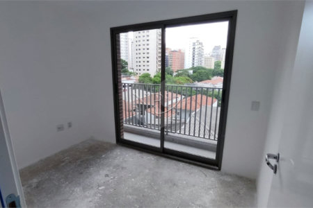 Apartamento à venda com 3 quartos, sendo 2 suítes,  em Moema, São Paulo, SP