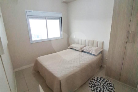 Apartamento à venda ou para alugar com 1 suíte em Vila Cordeiro, São Paulo, SP