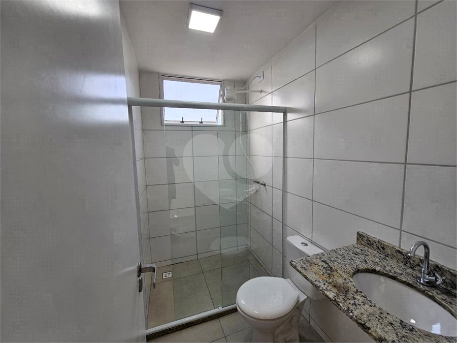 Apartamento para alugar com 2 quartos, sendo 1 suíte, em Nova São Pedro, São Pedro da Aldeia, RJ
