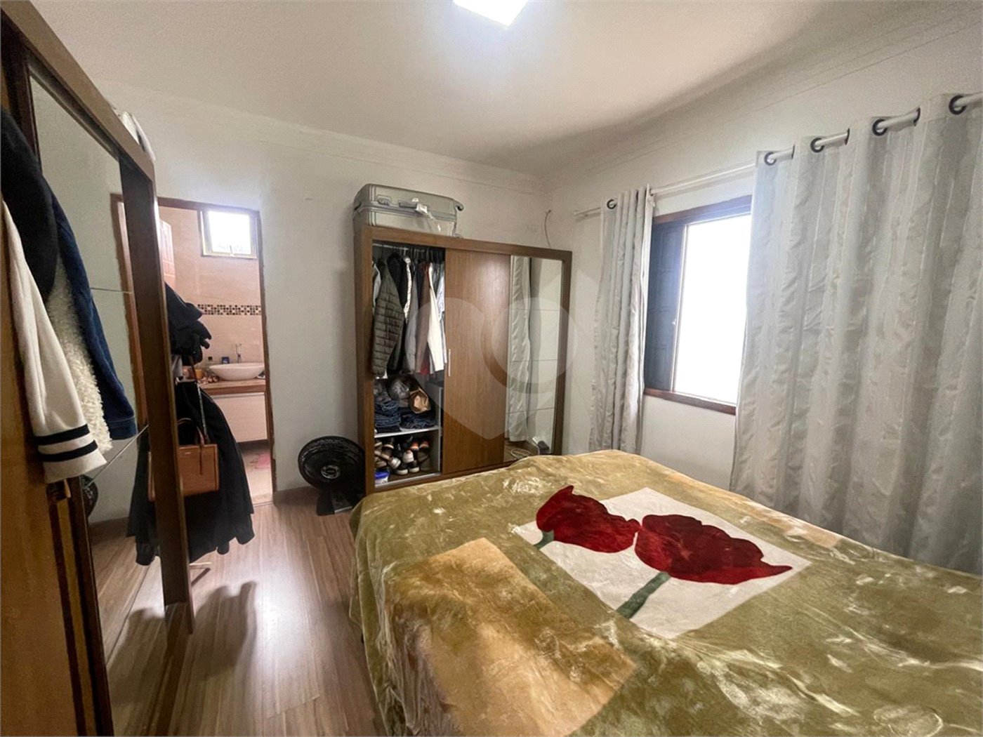 Casa Térrea à venda com 2 quartos, sendo 1 suíte, em Vila Suissa, Mogi das Cruzes, SP