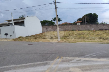 Terreno à venda com 1 suíte em Marambaia, Vinhedo, SP