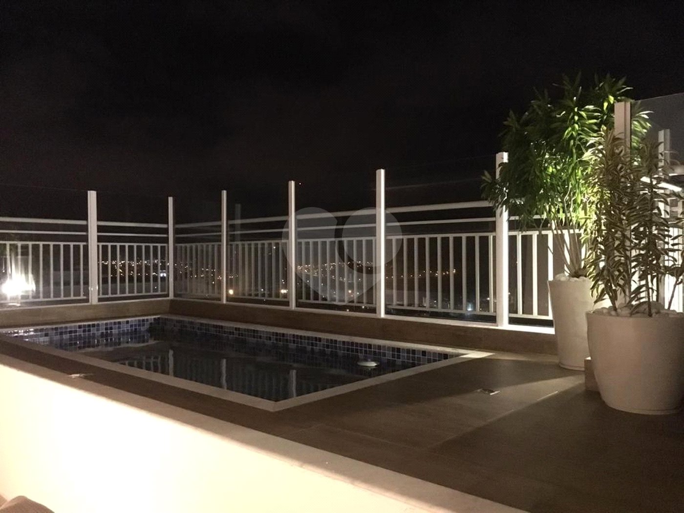 Apartamento à venda com 4 suítes em Vila Oliveira, Mogi das Cruzes, SP