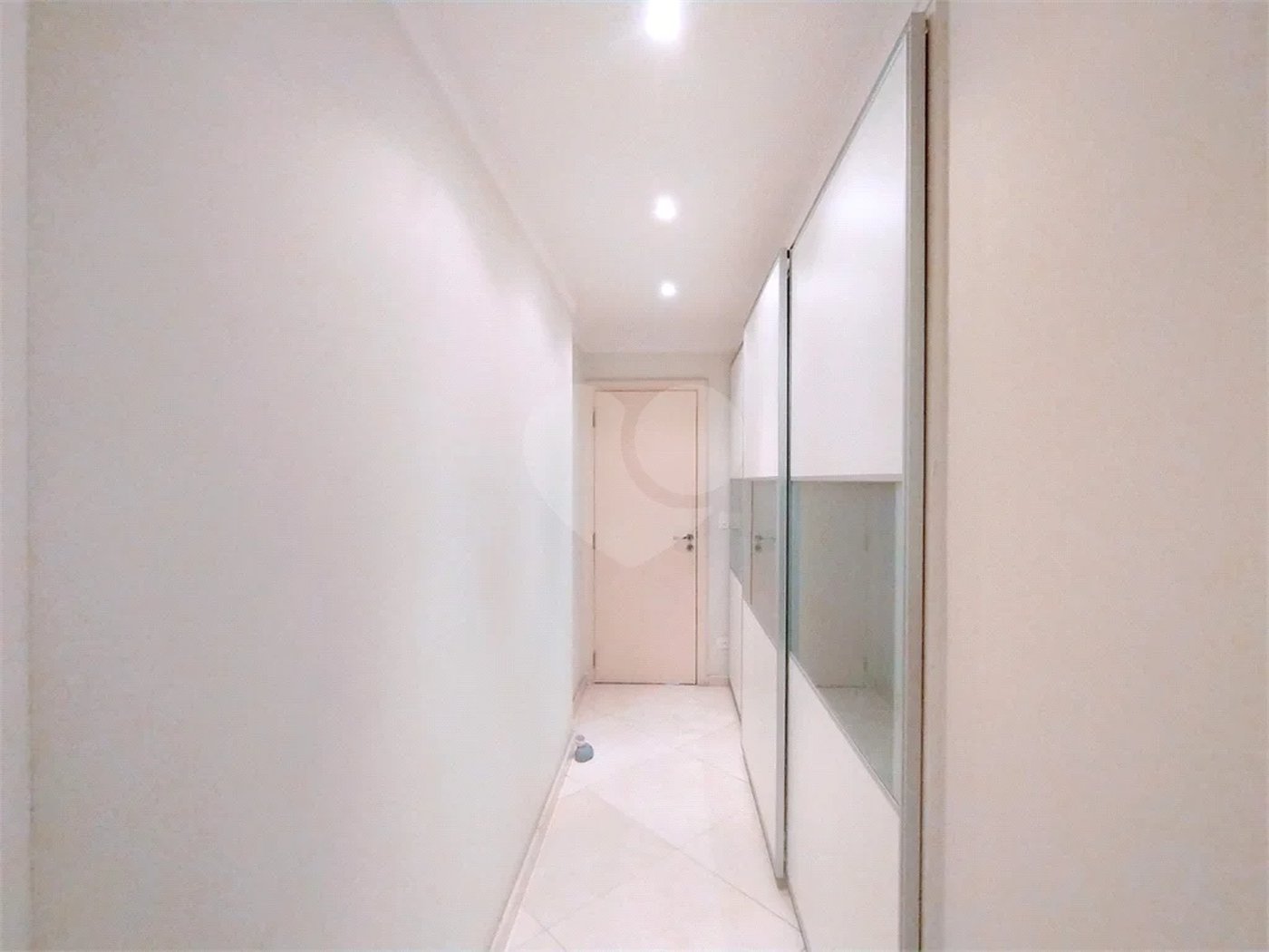 Apartamento para venda na Mooca com 4 suítes, 5 vagas. Condomínio Europa Cicero.
