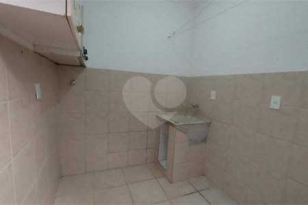 Sobrado à venda com 3 quartos, sendo 1 suíte, em Wanel Ville, Sorocaba, SP