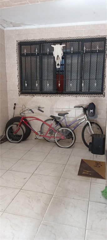 Sobrado à venda com 4 quartos, sendo 2 suítes, em Parque Edu Chaves, São Paulo, SP