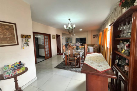 Apartamento à venda com 4 quartos, sendo 1 suíte, em Tijuca, Rio de Janeiro, RJ