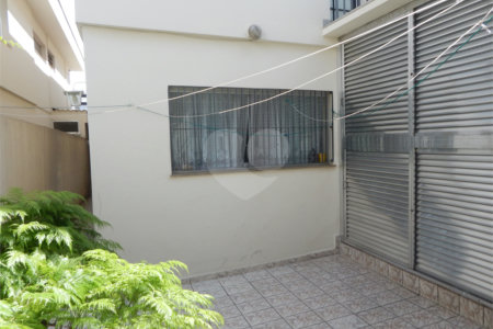 Sobrado à venda com 4 quartos, sendo 1 suíte, em Chácara Santo Antônio (zona Sul), São Paulo, SP