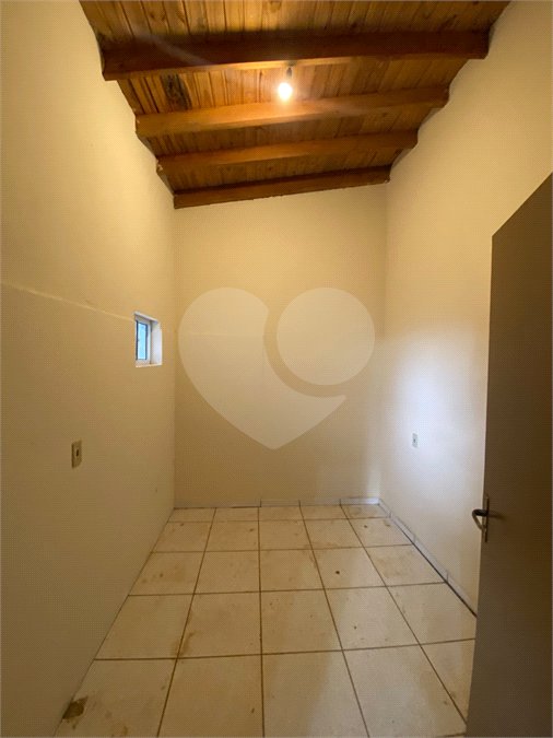 Casa para alugar com 3 quartos, sendo 1 suíte, em Parque das Aroeiras, Ponta Porã, MS