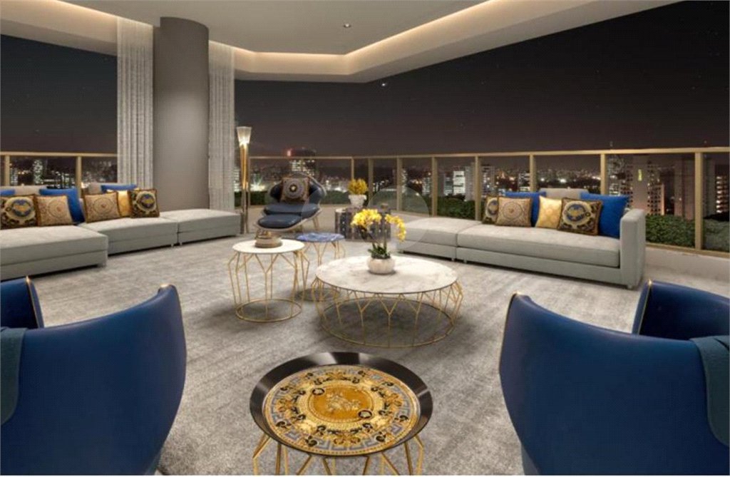 Apartamento à venda com 3 suítes em Moema, São Paulo, SP